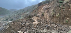 Landslide bites into part of Highway 1 near Big Sur, closing roadway