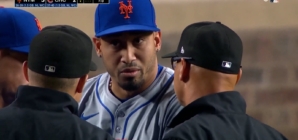 Edwin Díaz ejected for foreign substance before throwing pitch in Mets’ win over Cubs