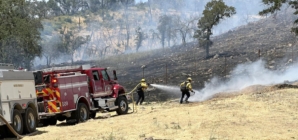 As temperature hits 101, 2 firefighters hurt in Napa-area Crystal fire
