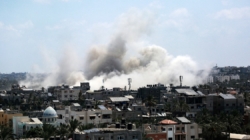 Israeli airstrike hits a school sheltering people in Gaza, killing at least 30
