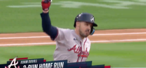 Adam Duvall smashes a two-run home run to give Braves an early lead over Mets