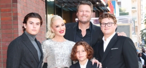 Gwen Stefani’s son joins Blake Shelton on stage to make country music debut