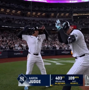 Aaron Judge and Jazz Chisholm hit back-to-back home runs to give Yankees an early 3-0 lead over Dodgers