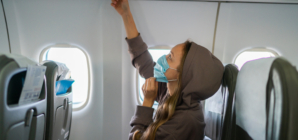 Reason Why Woman Always Wears Hoodie on a Plane Praised: ‘Genius’