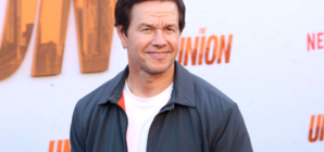 Mark Wahlberg’s Las Vegas Restaurant Catches Fire in Shocking Footage