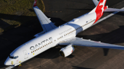 Passengers ‘jolted’ after Qantas plane suffers engine failure