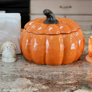 10 pumpkin-themed decor items for your kitchen this fall