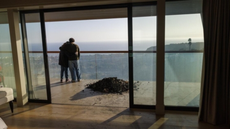 Couple who survived Franklin and Woolsey fires have no plans to leave Malibu home