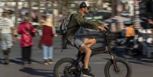 California e-bike voucher program flooded with applications