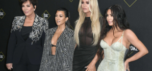 Kourtney Kardashian Shouts Out Sister Khloé Kardashian