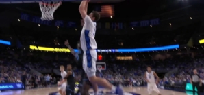 Creighton's Ryan Kalkbrenner elevates and throws down ANOTHER alley-oop jam vs. Villanova