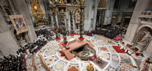 Pope Francis leads Christmas Eve Midnight Mass