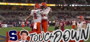 Syracuse's Kyle McCord hits Trebor Pena on a 19-yard TD to help trim Washington State's lead