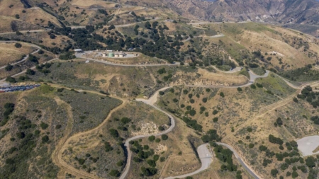CPUC OKs plan that could close Aliso Canyon, but some say it’s too slow