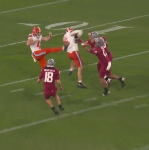 Washington State takes a 21-14 lead over Syracuse after a blocked punt and Josh Meredith recovery