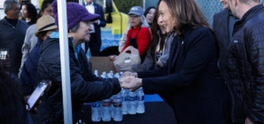 Former Vice President Kamala Harris’ first stop in California: Altadena fire zone