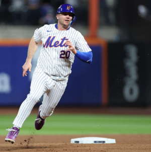 Mets Could Lose Pete Alonso to AL Team Looking to Pair Him With 11-Time All-Star