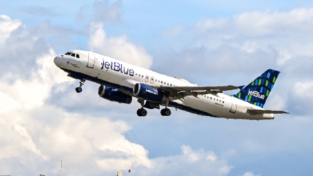 JetBlue fined $2 million for flying chronically delayed routes