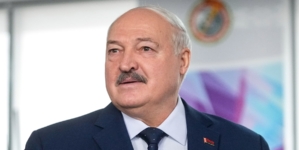 Belarus strongman Alexander Lukashenko set to win a 7th term in an election the opposition calls a farce