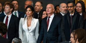 Jeff Bezos’ fiancée sparks backlash at Trump inauguration with lingerie-inspired outfit