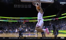 St. John's RJ Luis Jr. throws down SHOWTIME alley-oop to extend lead over Seton Hall