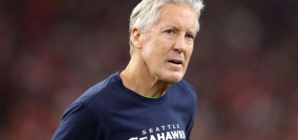 Cowboys’ Jerry Jones Had ‘Informal’ Talks With Pete Carroll About Head Coach Position