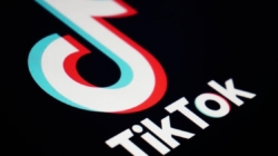 Trump orders Justice Department to not enforce TikTok ban