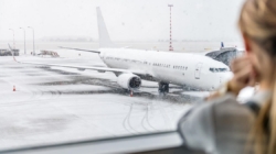 Major airlines offer storm waivers to passengers ahead of winter storm