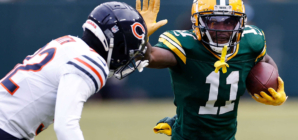 Packers’ Jayden Reed Questionable to Return With Shoulder Injury