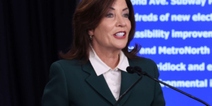 NY Governor Hochul Seeks to Limit Hedge Funds From Buying Up Homes