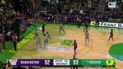 Great Osobor throws down TOUGH two-handed DUNK to give Washington a lead over Oregon