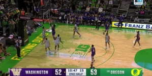 Great Osobor throws down TOUGH two-handed DUNK to give Washington a lead over Oregon