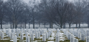 US Deep Freeze Leaves Gravediggers Struggling to Bury Dead