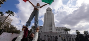 Hundreds of L.A. students join immigration protests; City Hall vandalized, police say