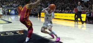 Purdue's Braden Smith forces steal and finishes with euro step to take lead against USC