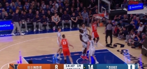 Illinois' Tre White throws down two-handed slam dunk against Duke