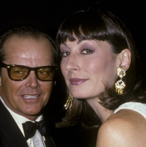 Jack Nicholson reconnected with ex Anjelica Huston during LA fires