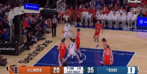 Kon Knueppel finds Khaman Maluach for a TOUGH ALLEY-OOP DUNK as Duke leads Illinois