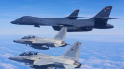 US Sends Bombers to South China Sea in Warning to Beijing