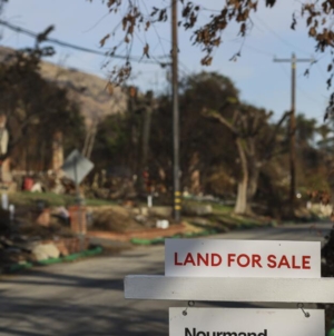 In Altadena and Pacific Palisades, burned lots are hitting the market