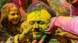 Water Balloons and Bollywood, India covers itself with color on Holi festival