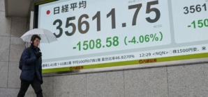 Asian stocks tumble as U.S. tariffs fuel slowdown fears