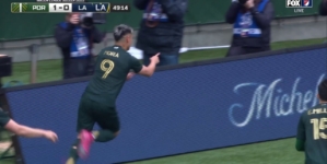 Felipe Mora's clinical finish helps Portland Timbers strike first vs. LA Galaxy