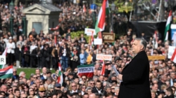 Fidesz and the Tisza Party Battle it out for the Largest Crowd on March 15