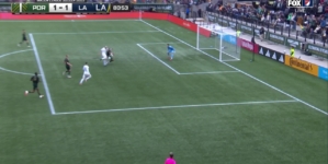 Christian Ramírez gets past the Portland Timbers' backline to help LA Galaxy tie the game