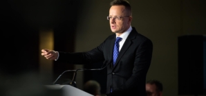 FM: Polish government are ‘trampling on the rule of law’ and peace