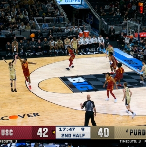 Purdue's Fletcher Loyer hits a 3-pointer, grabbing the lead over USC