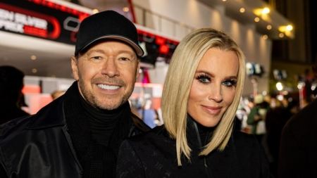 Jenny McCarthy never got jealous of ‘NKOTB’ star Donnie Wahlberg kissing fans