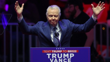 Jon Voight joins President Trump to save industry, ‘Make Hollywood Great Again’