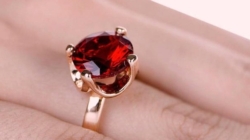 Romancing the ruby – CBS News